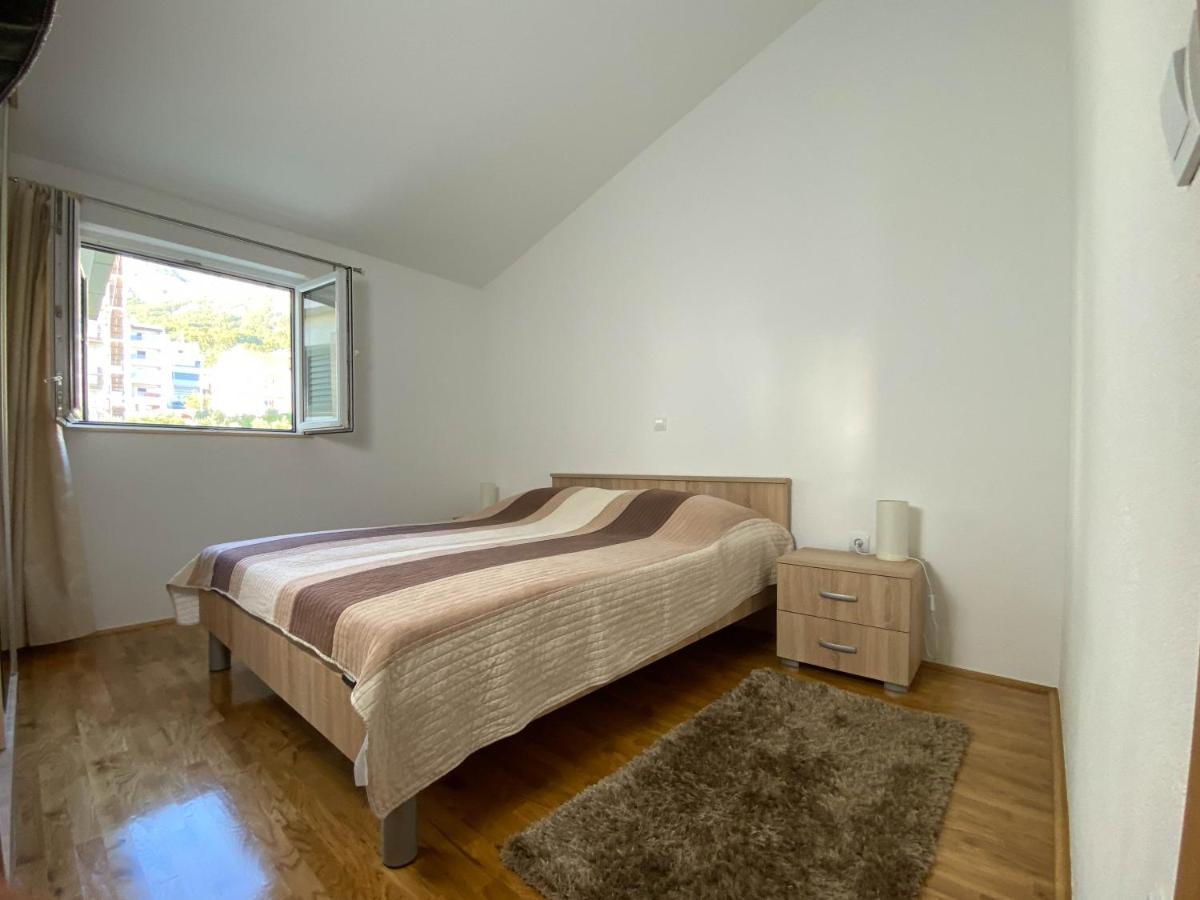 ホテル Apartman Ivan マカルスカ エクステリア 写真